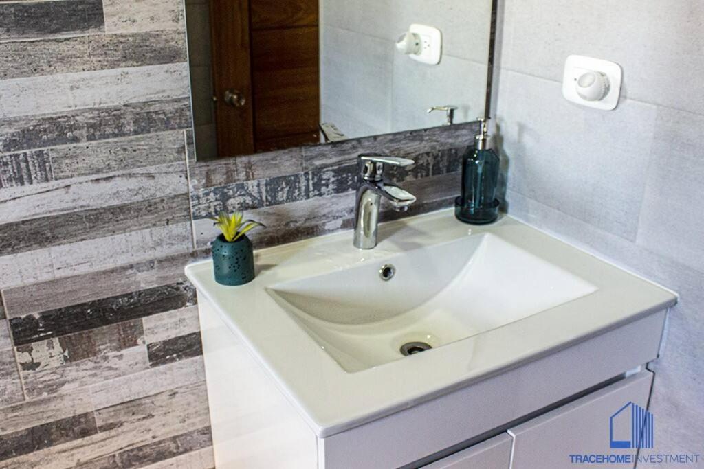 5 Star Villa Minutes From Airport And Beaches Sosua Bagian luar foto